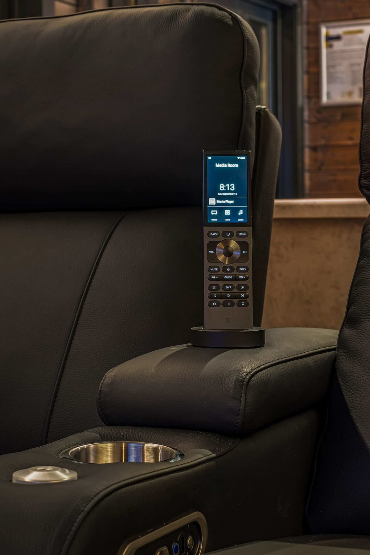 Titan Halo Touch On Cinema Seat (1)